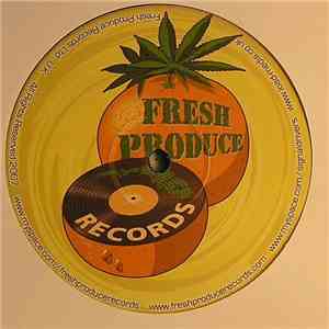 Signal Drivers Featuring Hollydoll - Disco Seduction mp3 album