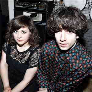 Young Romance - Pale mp3 album